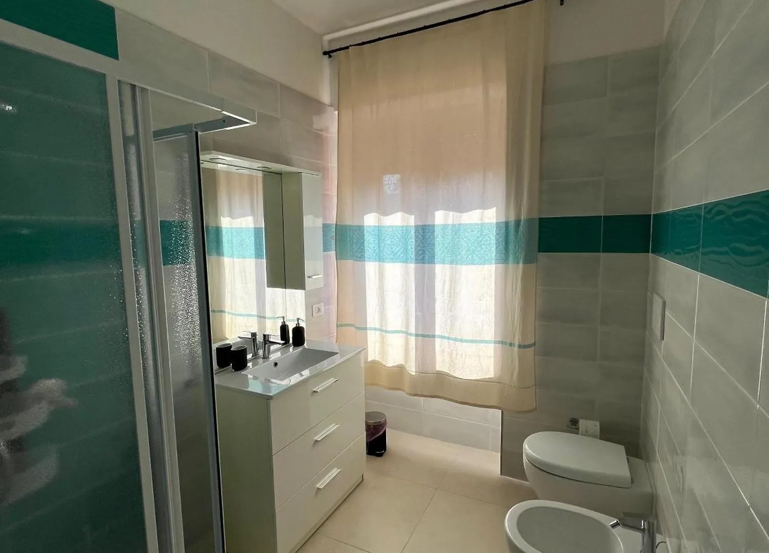 Casa Vacanze La Maddalena 马达莱纳